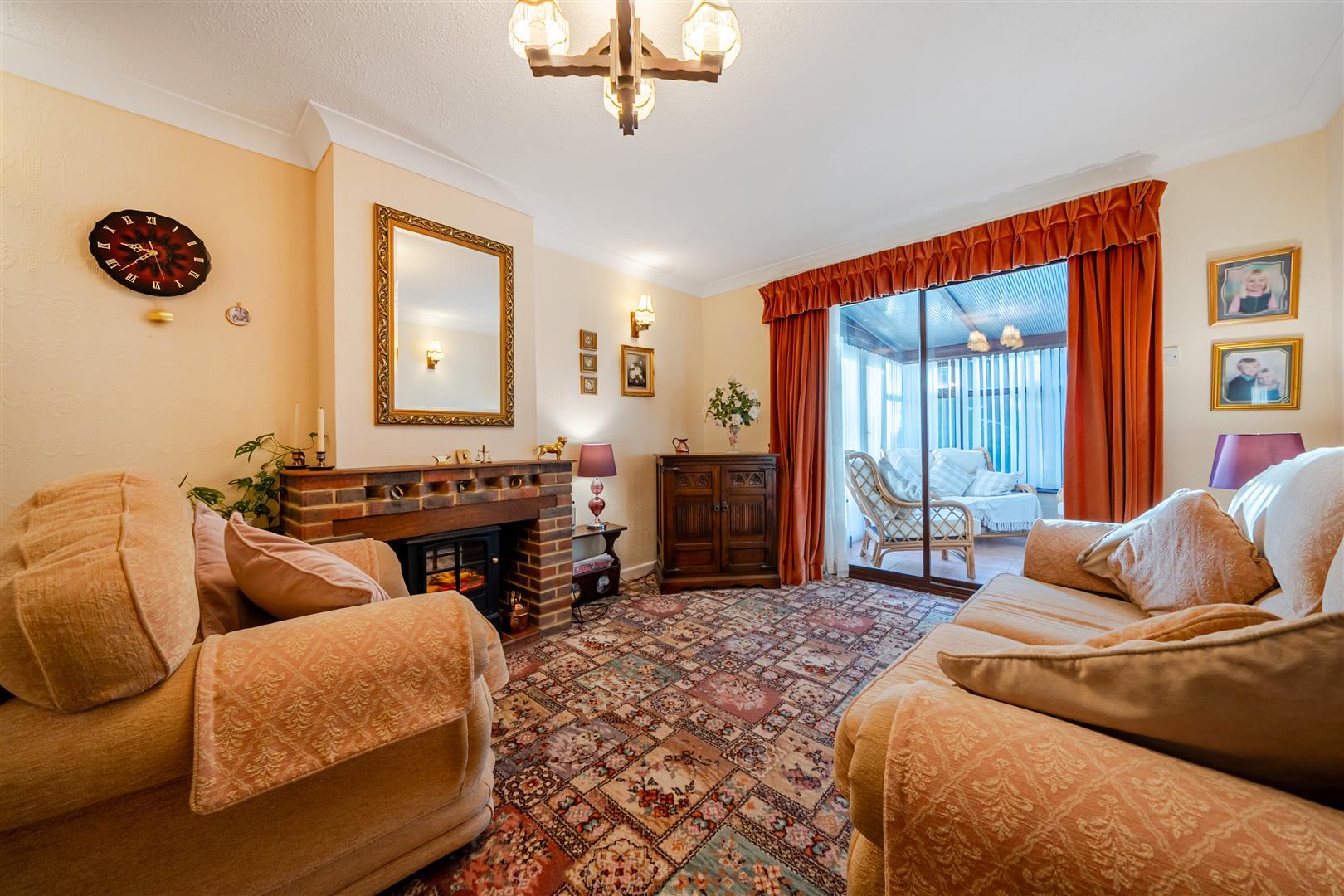Property Image 641f6e04-1fe5-4b69-81de-5835a14f1cdf