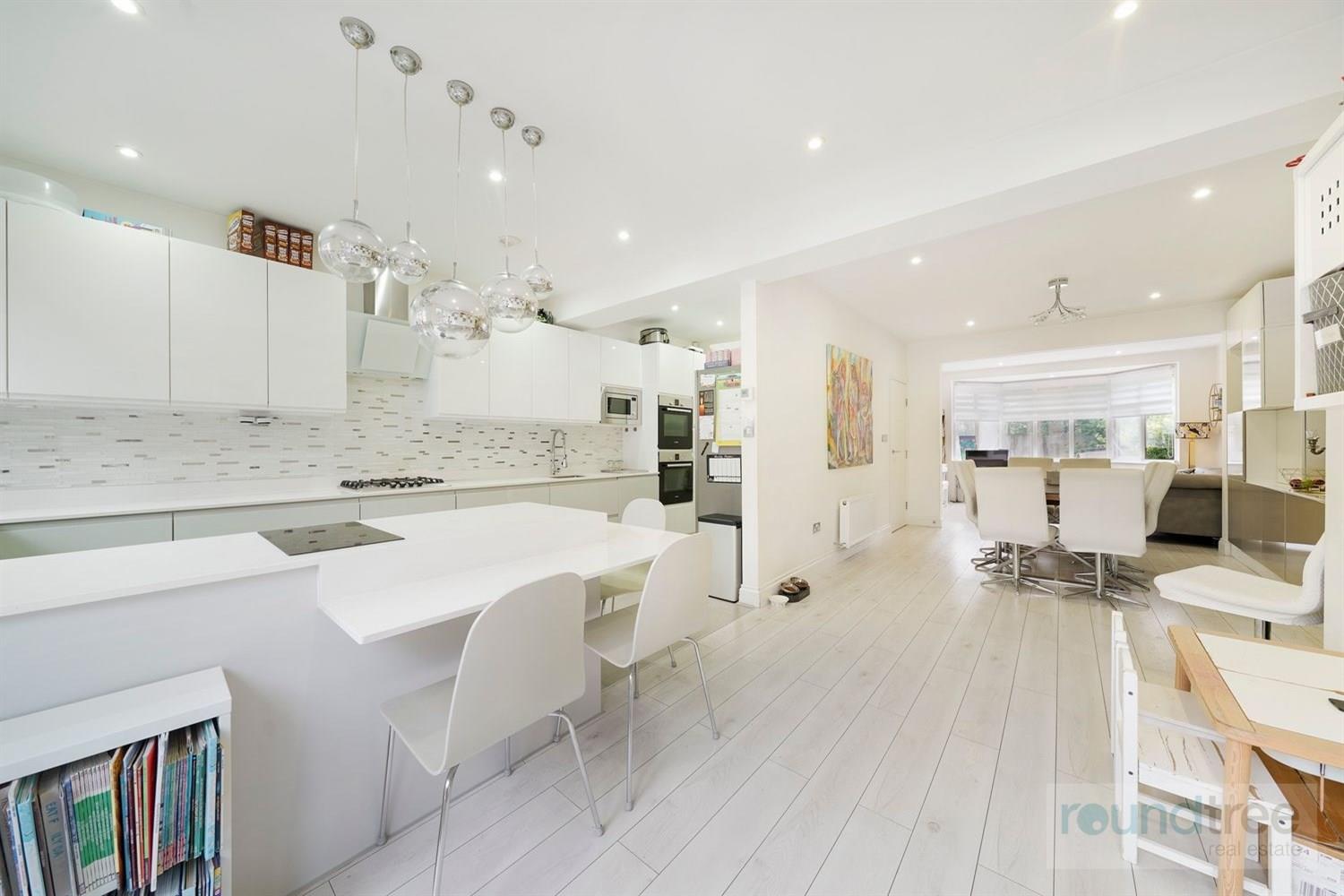 Property Image 64270bf1-cad8-4c5f-84c3-3696164f765f