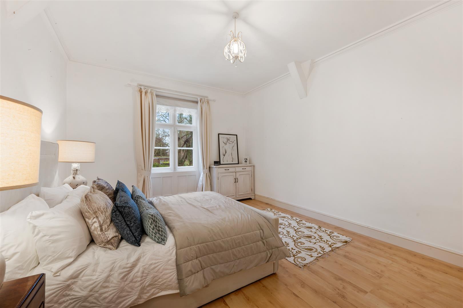 Property Image 6428af21-ebb6-42c7-a13c-e6fd47d44e8d