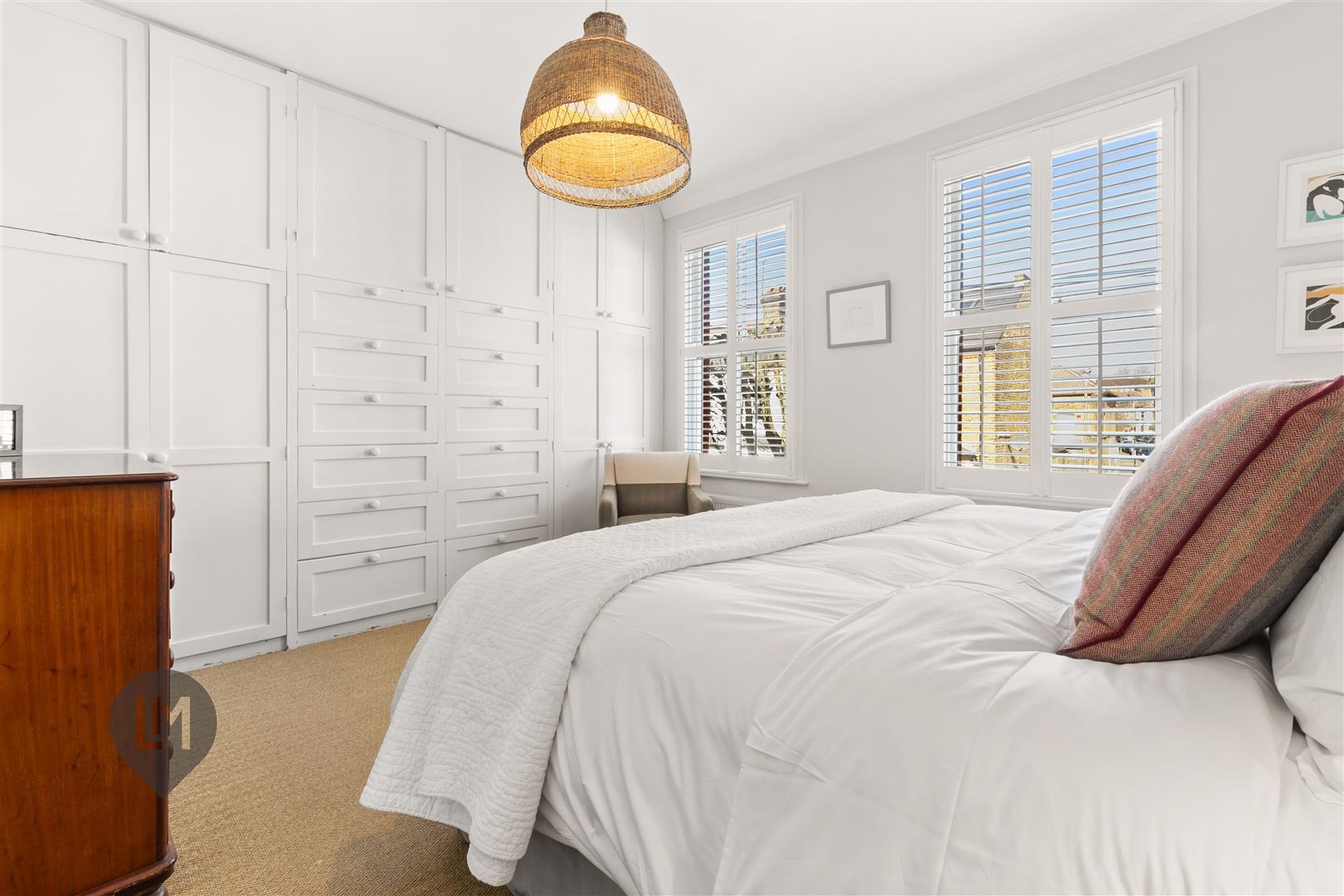 Property Image 64360166-d73a-40a1-aeb4-2e0387b8a9e4