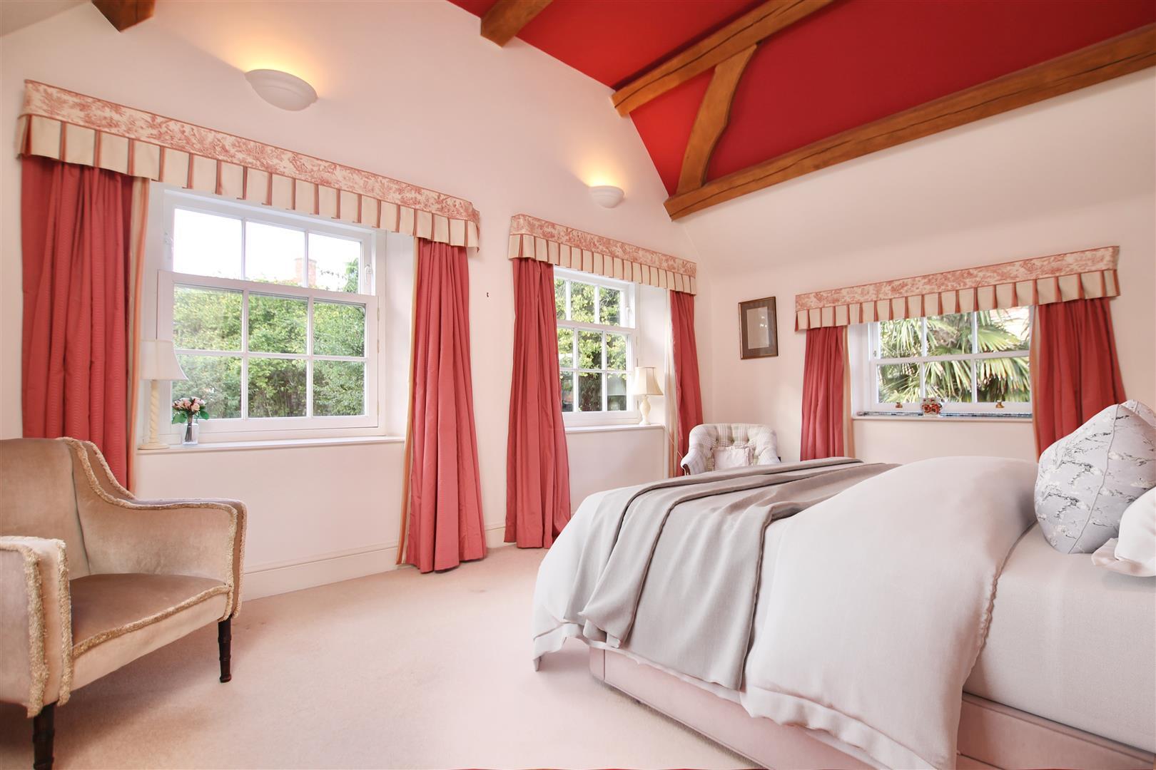 Property Image 643d33f7-fe7b-4ea6-b030-3c253f2e9d9d