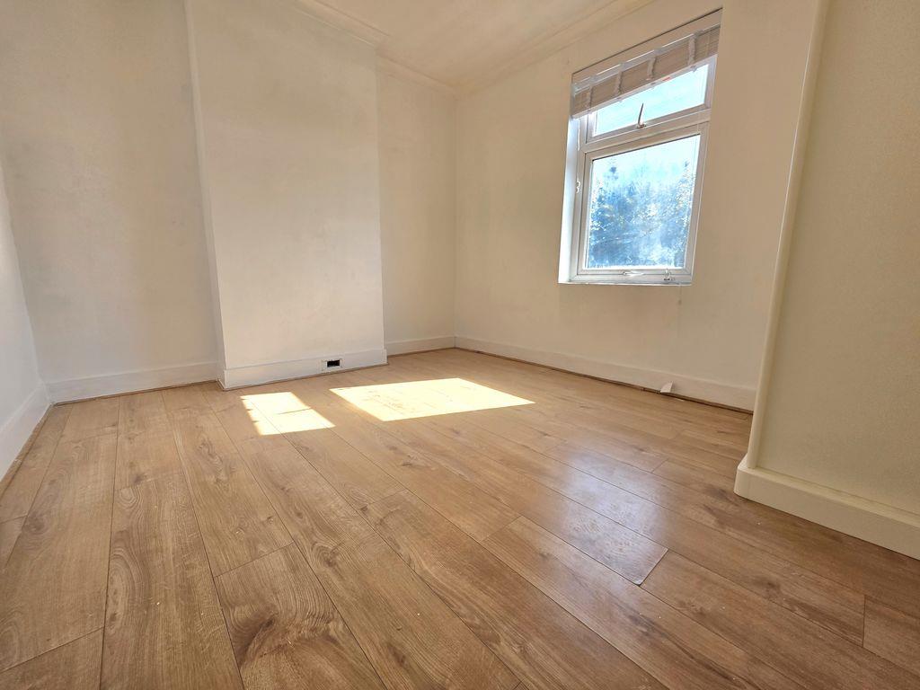 Property Image 643e119f-f861-4680-b3c5-6dd111e6fd5b