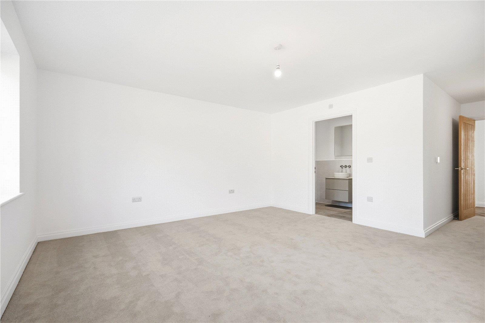 Property Image 644f297d-d921-4d4f-b141-42d69dd2b6ba