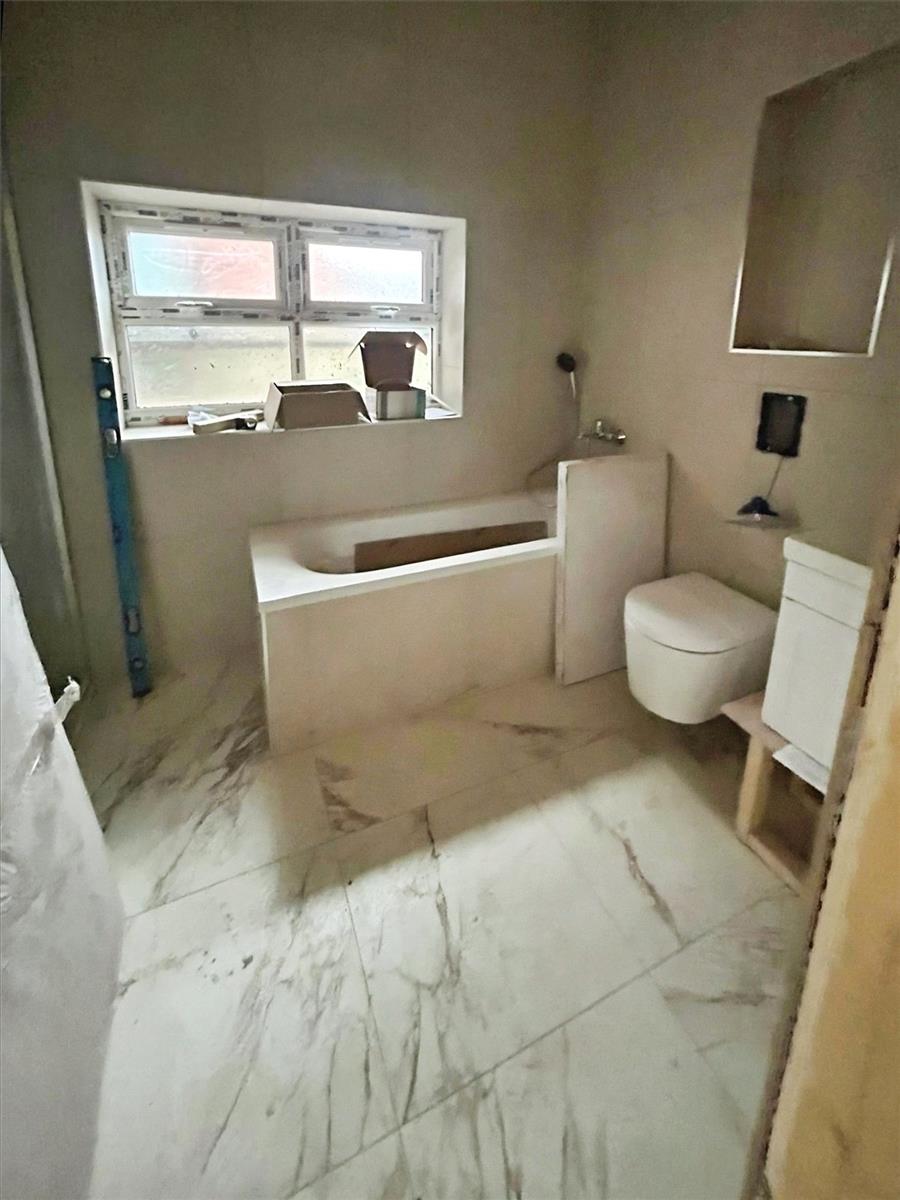 Property Image 645f5482-5a50-4ab8-9d5a-e3404089cd85