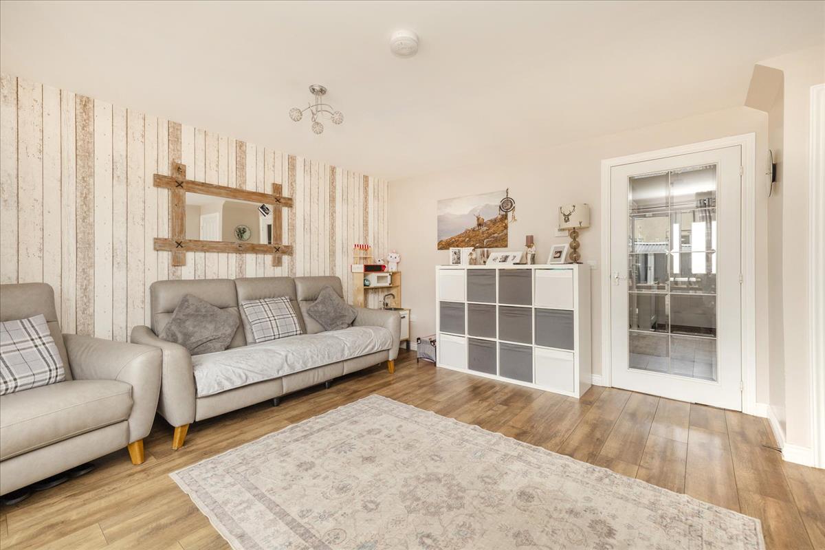 Property Image 646563bf-3f4d-4259-b55c-24740aea7cd3