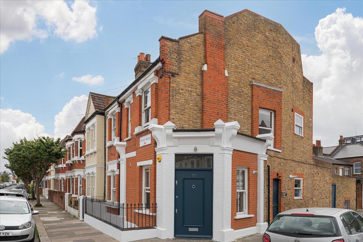 Property Image 6472691c-aeee-4ac2-8293-d556d534aa81