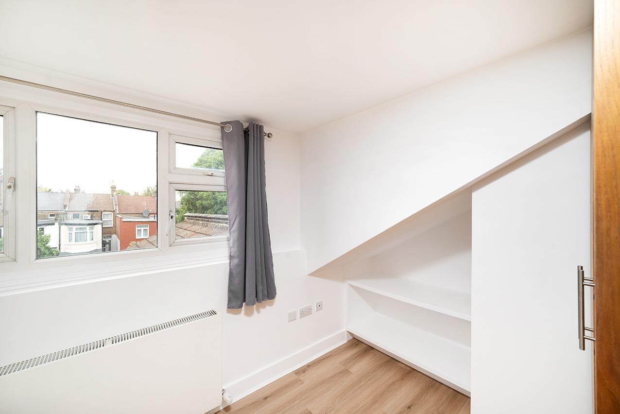 Property Image 649c62a4-3848-4374-b2ac-037443fcb173