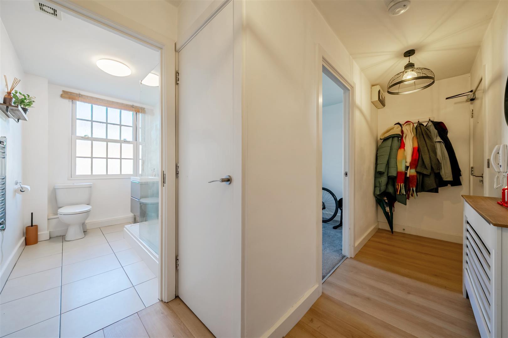 Property Image 64a1e3a0-7f06-48f6-a442-0999e087d00a