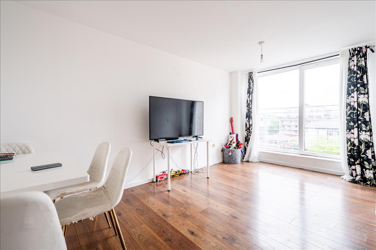 Property Image 64a77656-4bf6-4cbb-b168-4e23b8210c08
