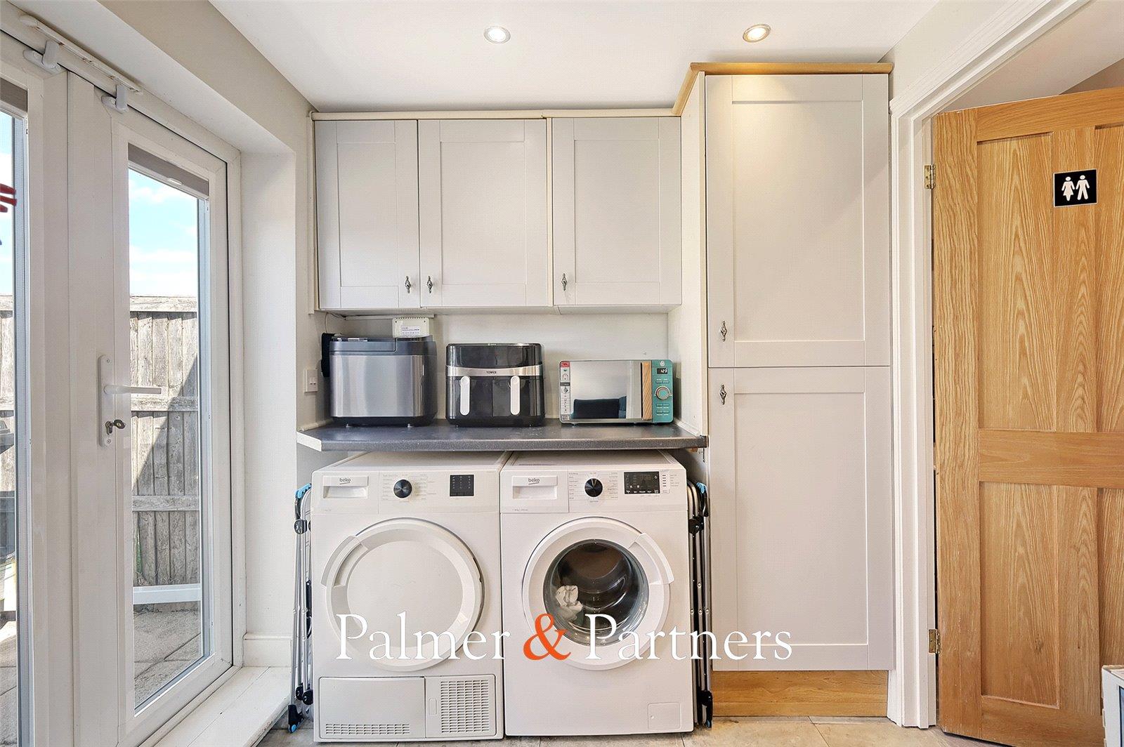 Property Image 64b24e01-f0b7-4589-b233-d4ffb570fe88