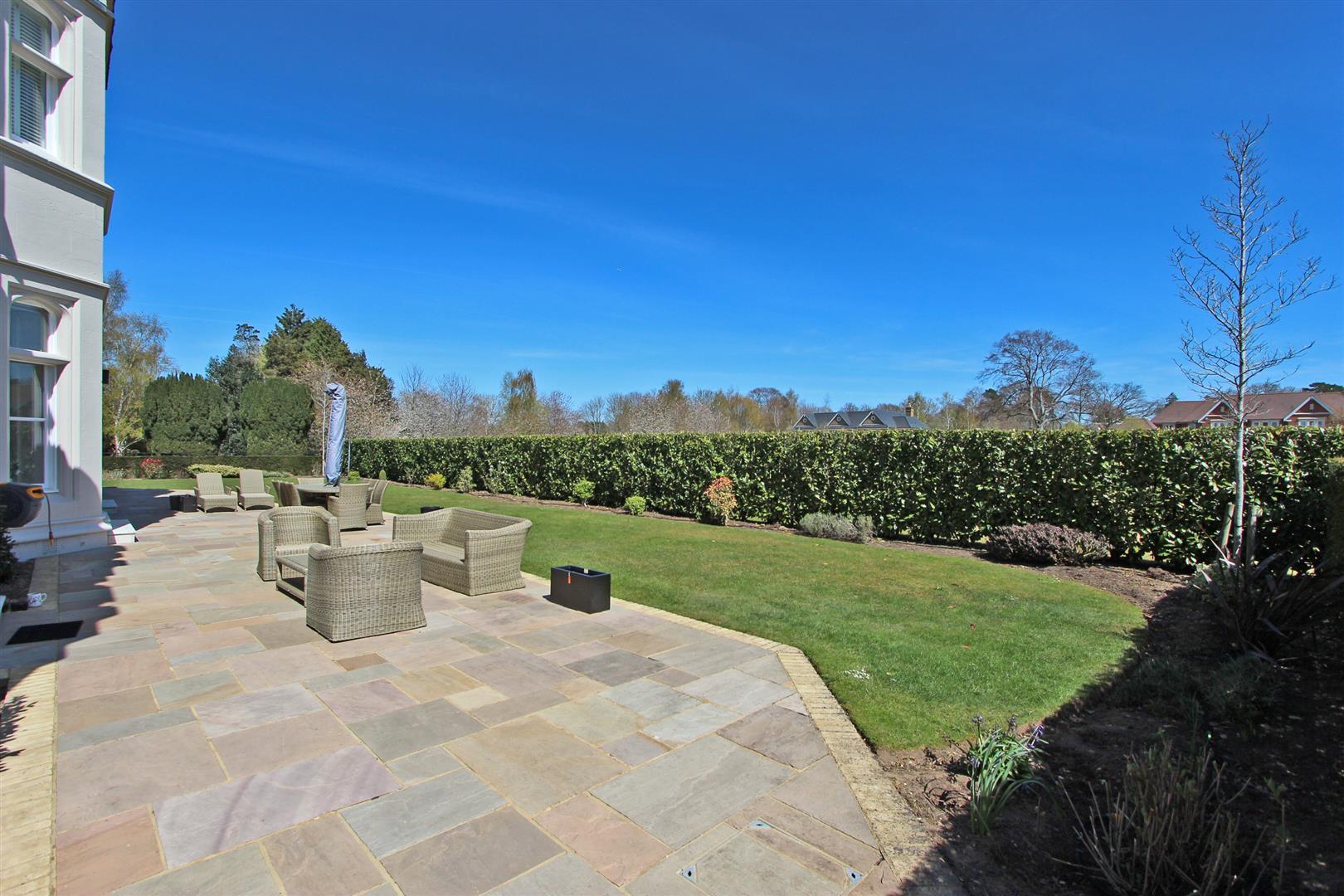 Property Image 64b917de-60e0-485a-8601-3a46ff816024