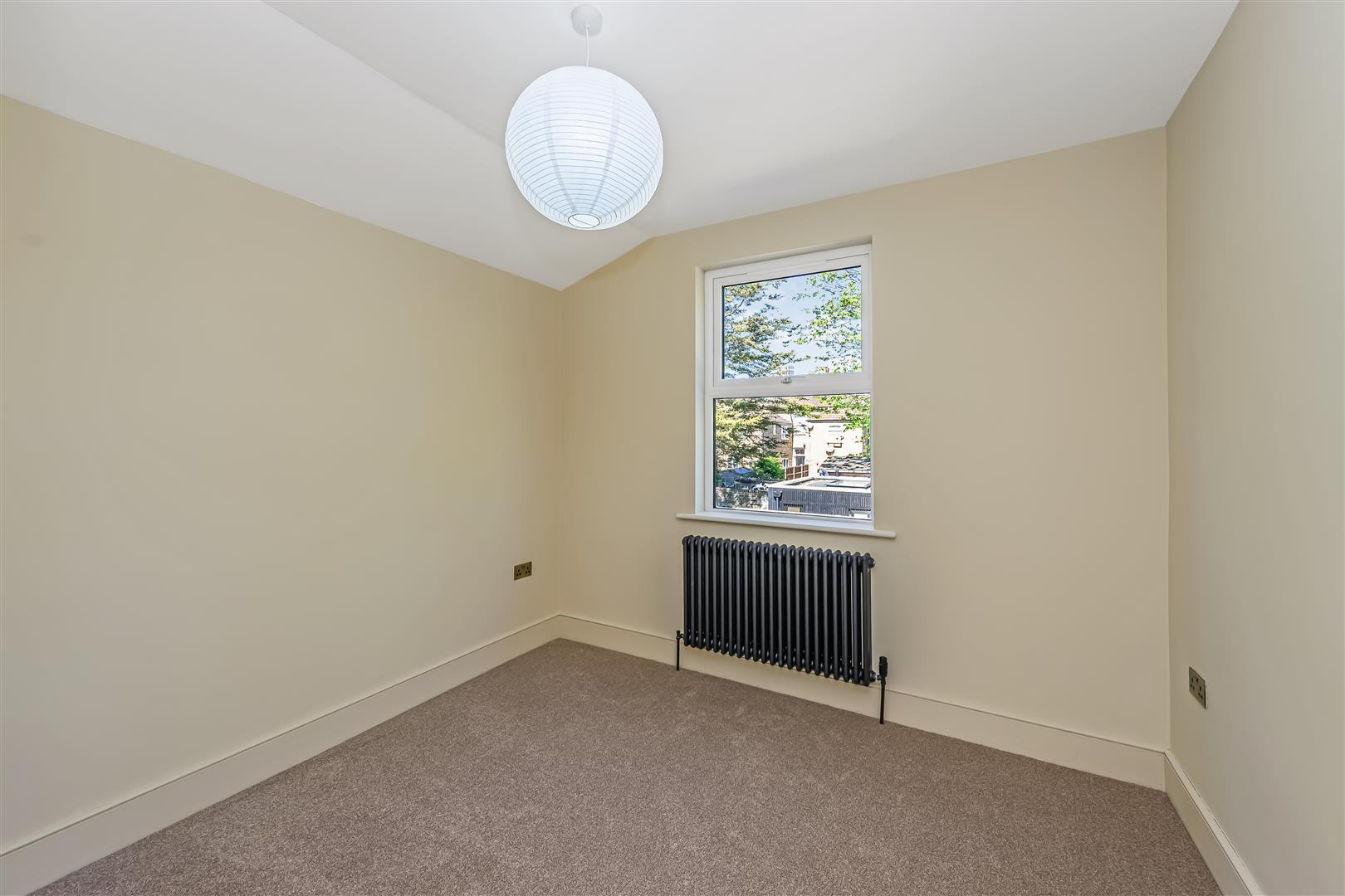 Property Image 64b96f36-e947-4f16-9c9b-5c4f923b9a88