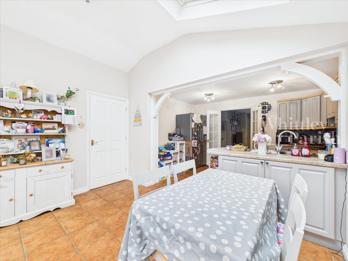 Property Image 64bae63a-986d-4c53-99c3-d8cdc0469ae7