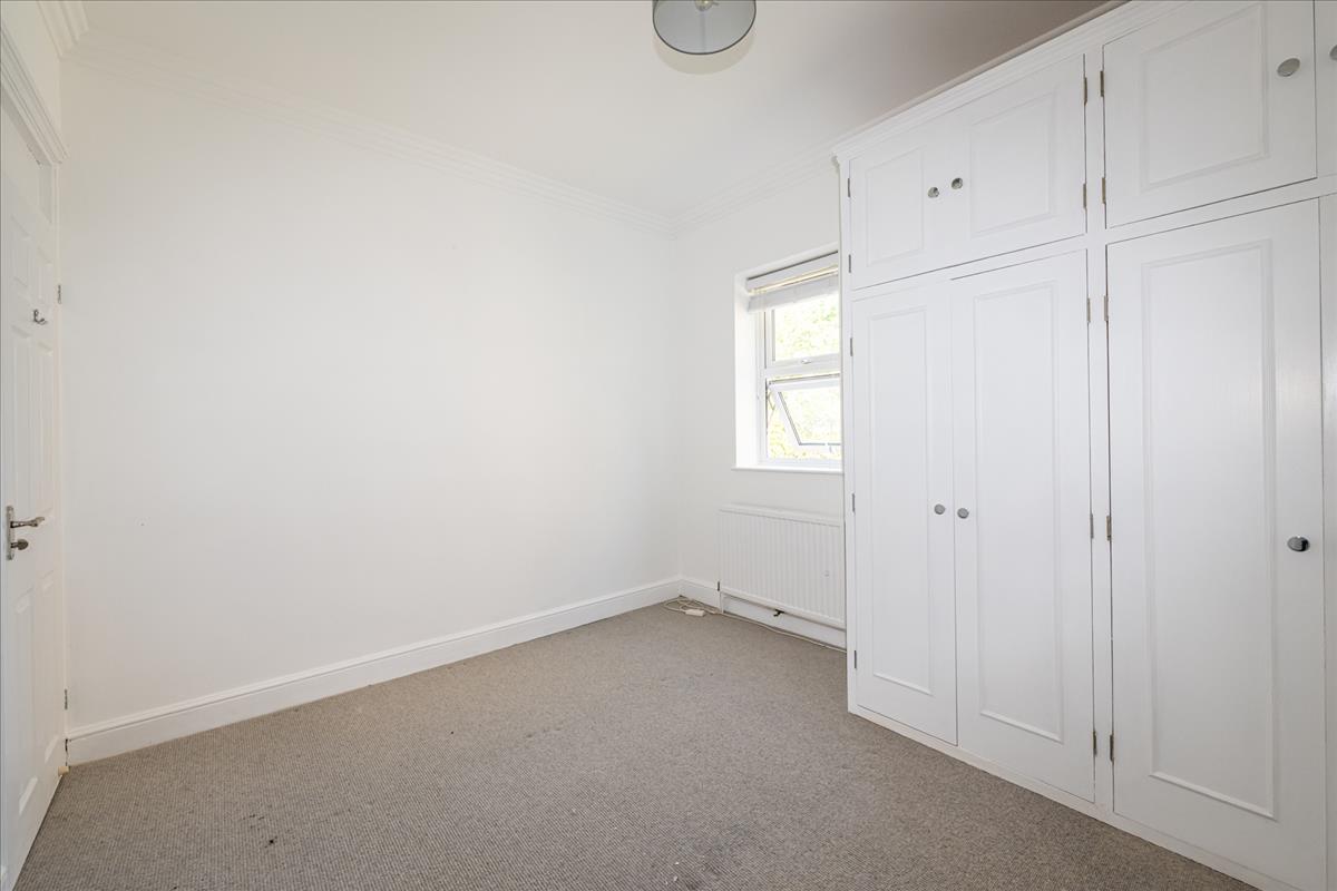 Property Image 64bc8c6a-f3dd-4125-b328-1c32d34212e7
