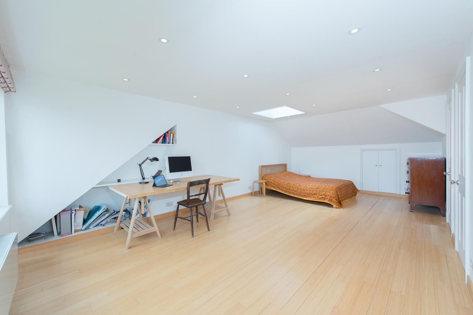 Property Image 64d6e436-efb7-44b4-bbaa-3189f9855558