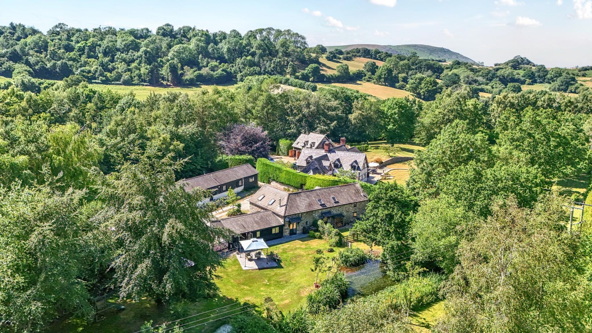 Property Image 64daaa22-c30d-45d8-80fc-a92851072502