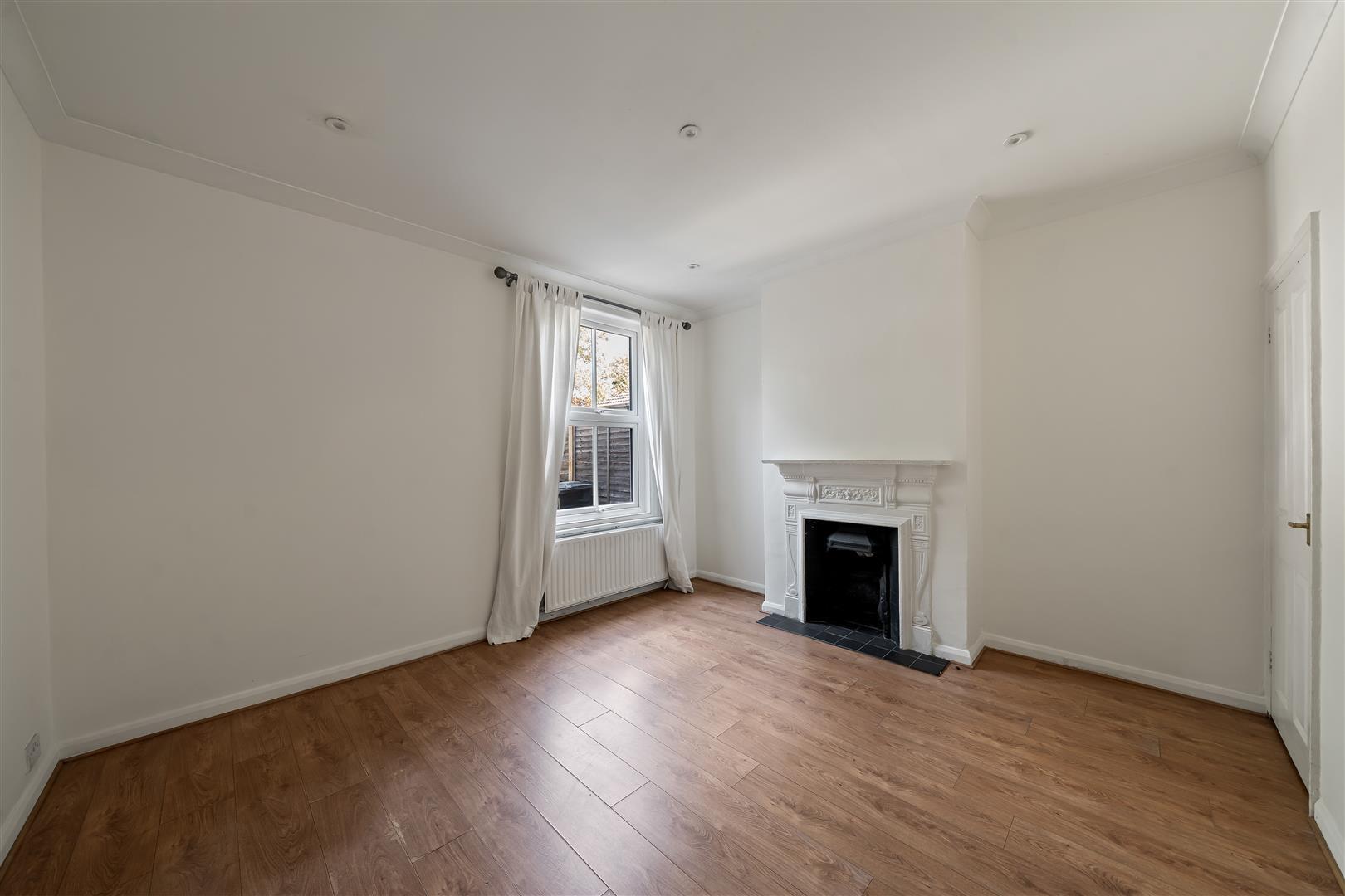 Property Image 64e4816a-3fde-4899-acd7-f9bf4affd986
