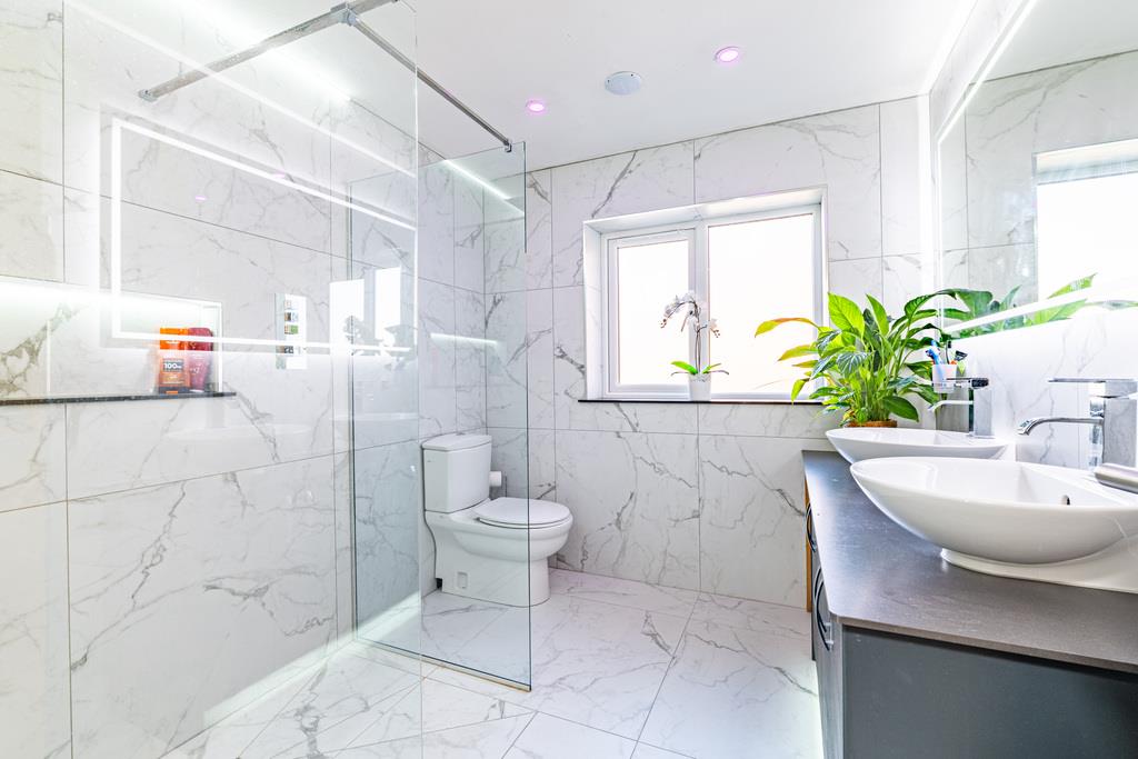 Property Image 64fb3049-3a1d-481b-a317-5d67a364893e