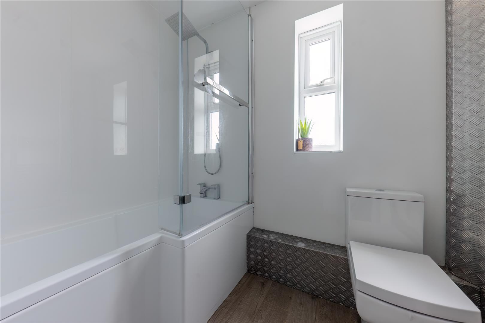 Property Image 650697f3-5e08-4abd-866a-05a11cb1a962