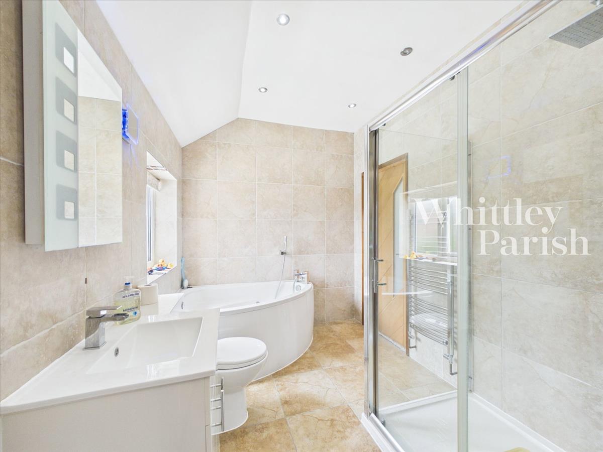 Property Image 651425e8-46af-40aa-a2a8-a7b8c215e2d3