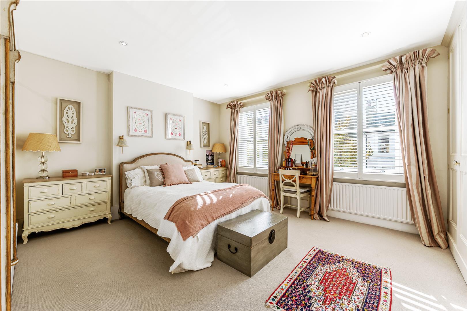 Property Image 651646bf-3660-4a74-8eba-65e4ca35644a