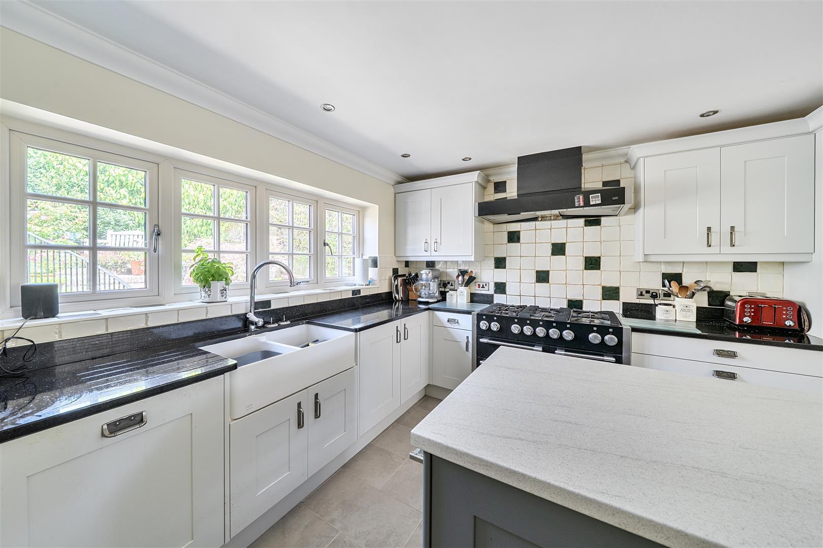 Property Image 652ad95b-0fc7-42ab-9905-b3eda6e41292
