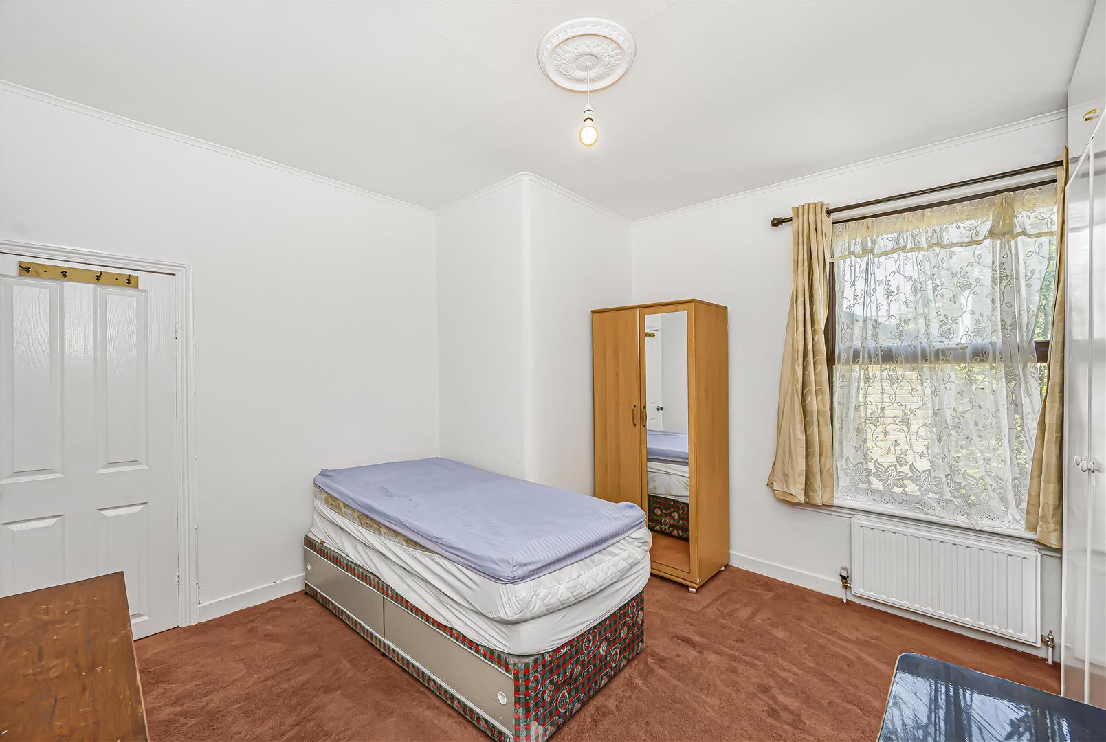 Property Image 652c2786-99c0-4a5b-844a-288ac721dd88