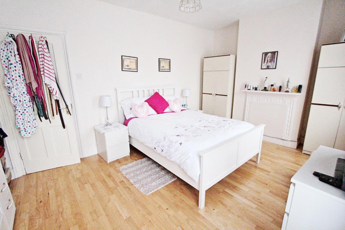Property Image 652f9cbe-b638-439e-abc3-5495a10298c8