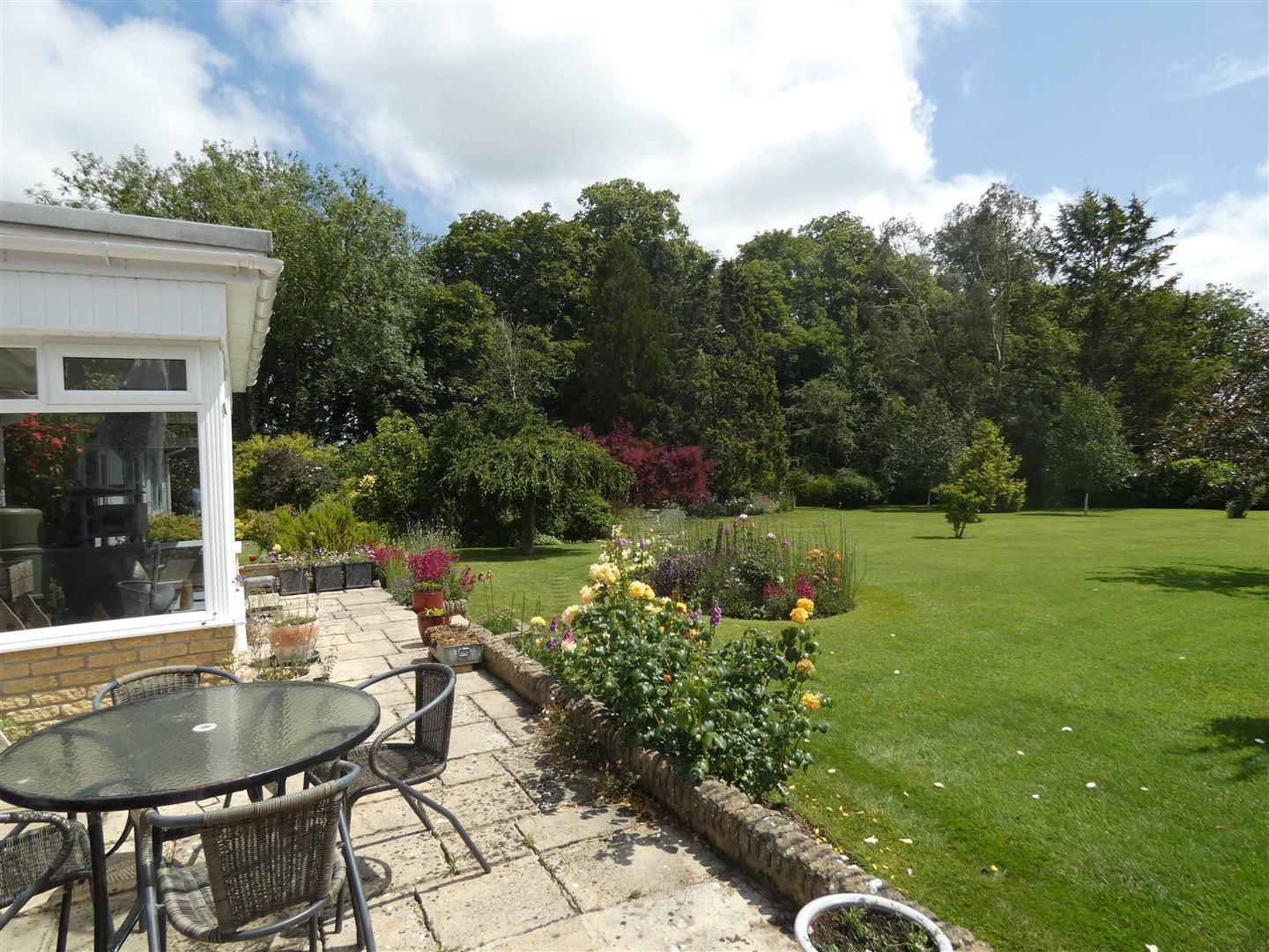 Property Image 655028ce-5b63-4201-8875-8f4f9478787f