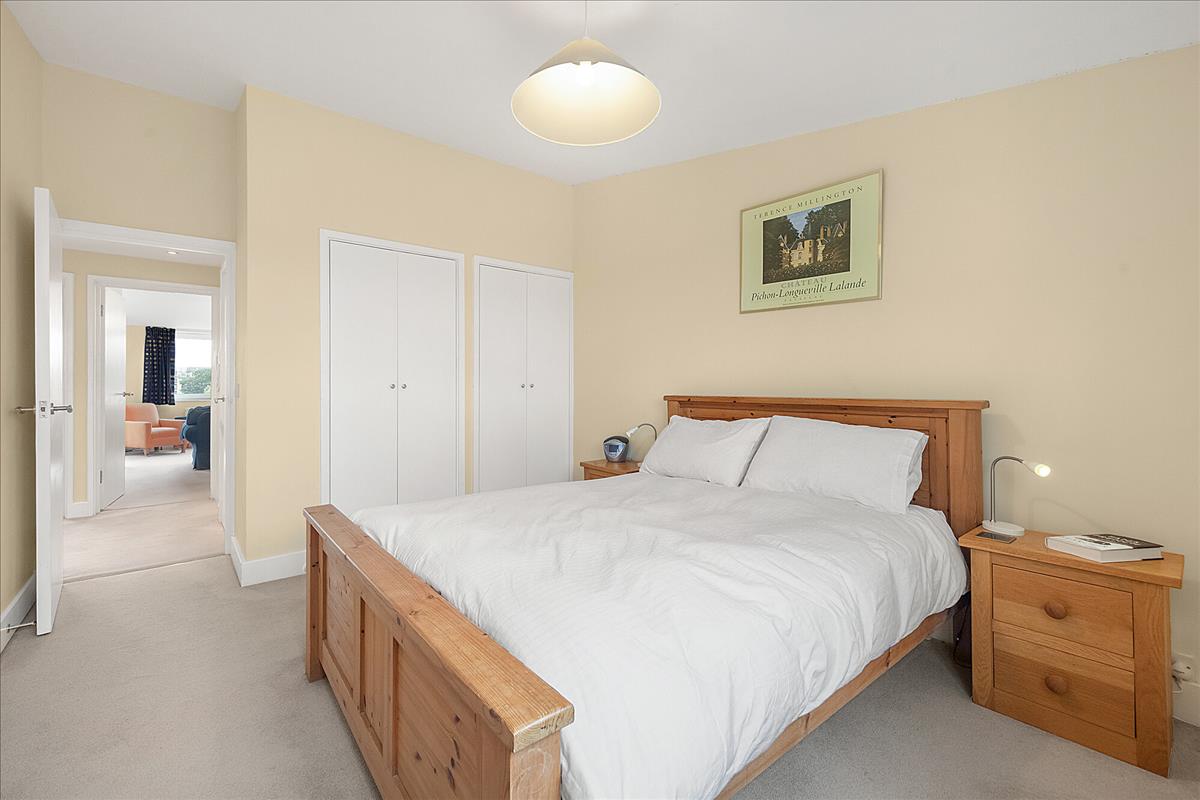 Property Image 655dd854-2201-4f9b-8354-f4b9eac36212