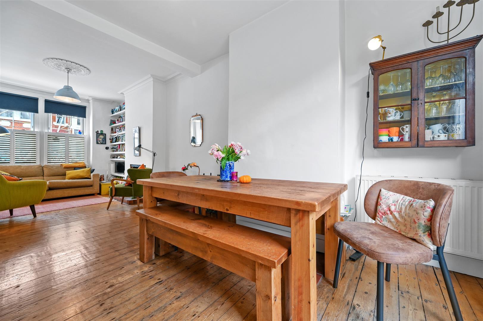 Property Image 6565c338-a2b4-4c20-938f-6de570c1a6cd