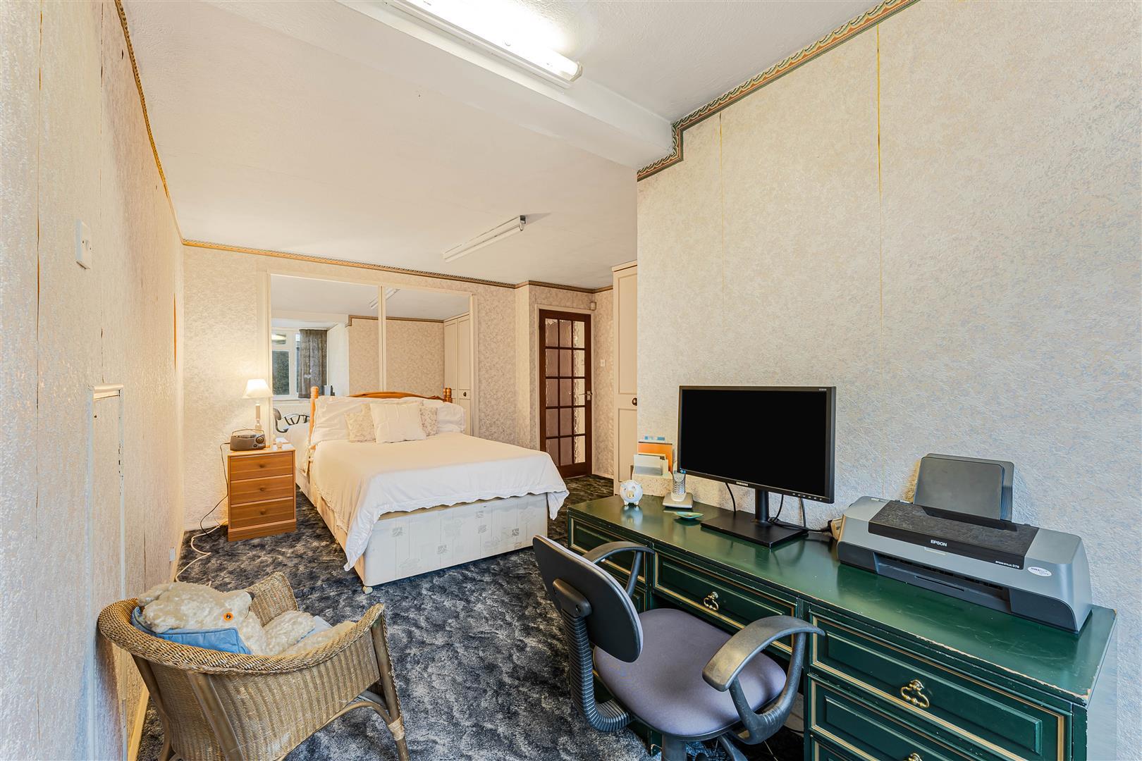 Property Image 6576716f-93c3-4501-8f35-69c052adf27e