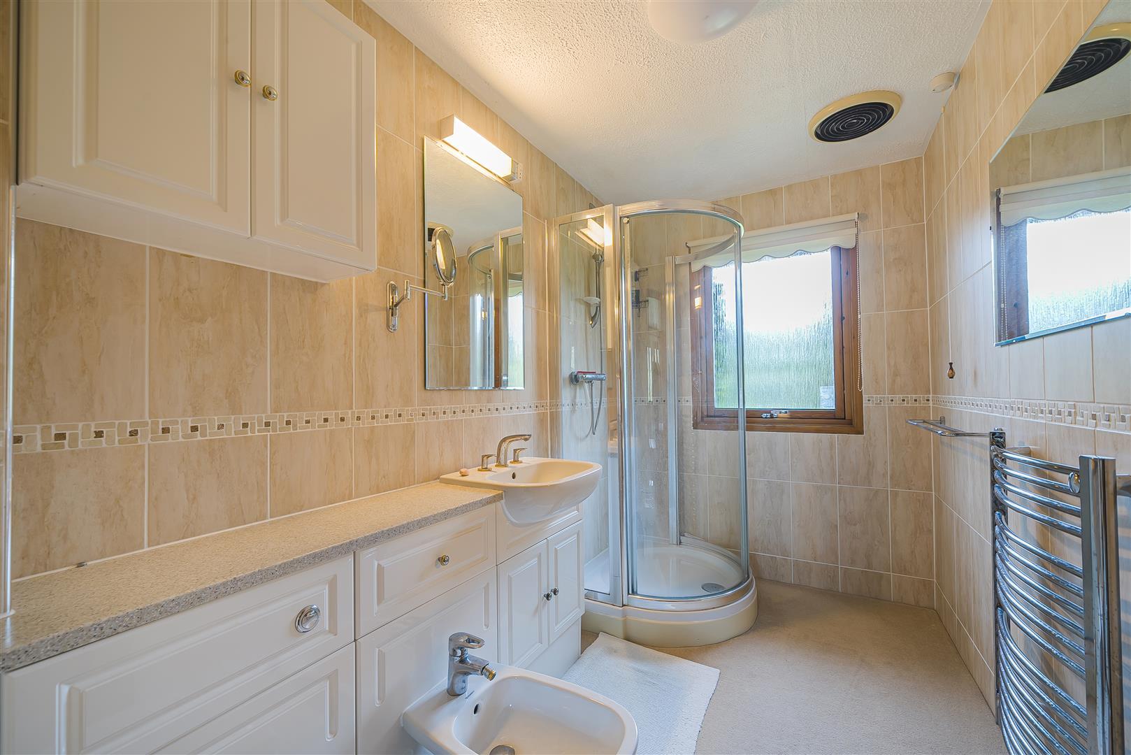 Property Image 657bead3-6e2c-4c1e-8f34-be7c1d839750