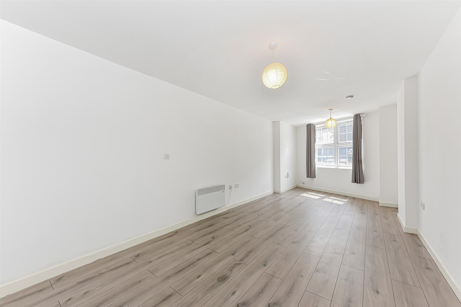Property Image 657ebf7d-9f49-4726-a073-268dd8f73c9e