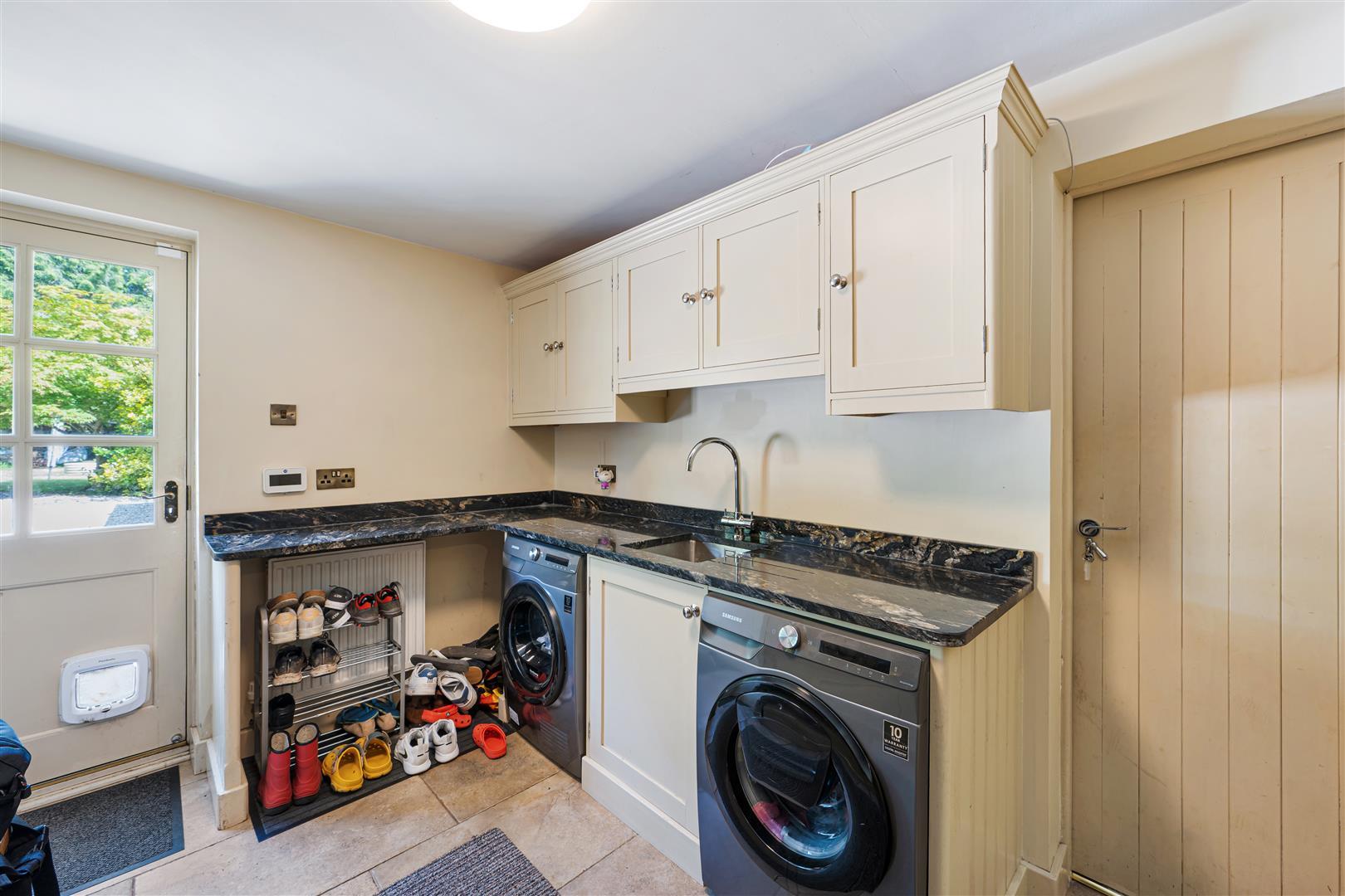Property Image 658483a5-b0fa-4f64-a33f-4561eccafb13