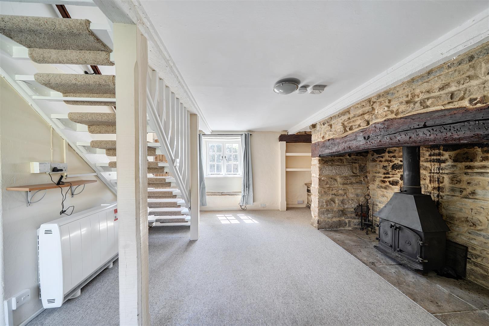 Property Image 6596f322-0341-4bf6-8278-621b8558c057