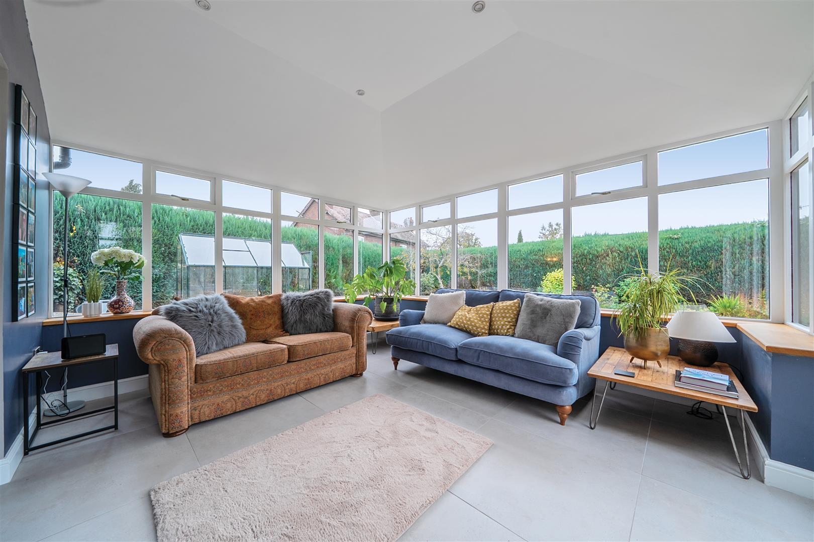 Property Image 65a27260-ed30-4b62-987e-4c13cccc3a9a