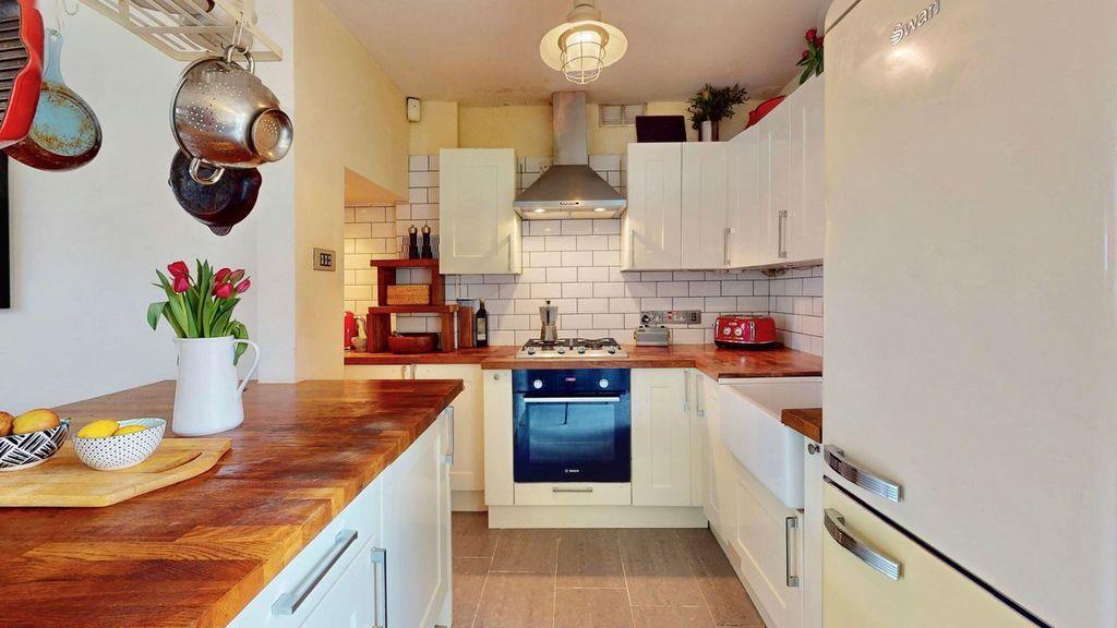 Property Image 65ab2435-28aa-45d3-8a7f-e56bd5e94a43