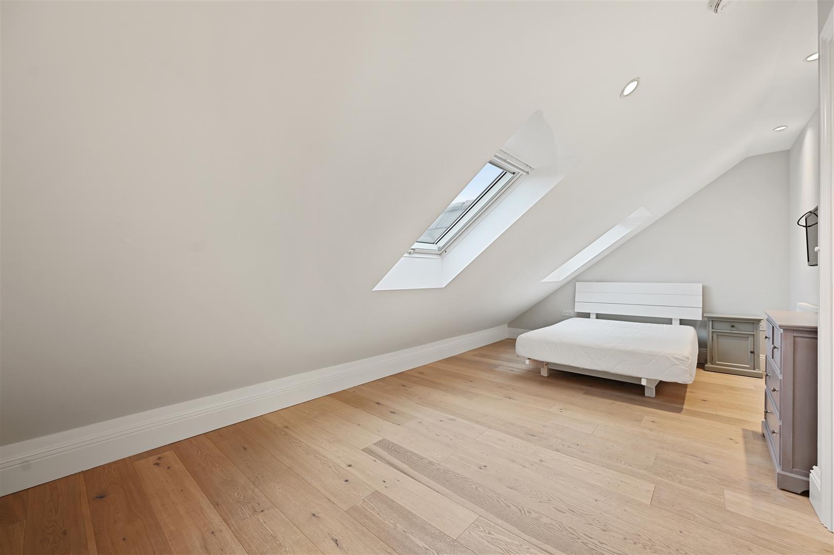 Property Image 65b580aa-d1d1-4503-b24f-29f778f09530