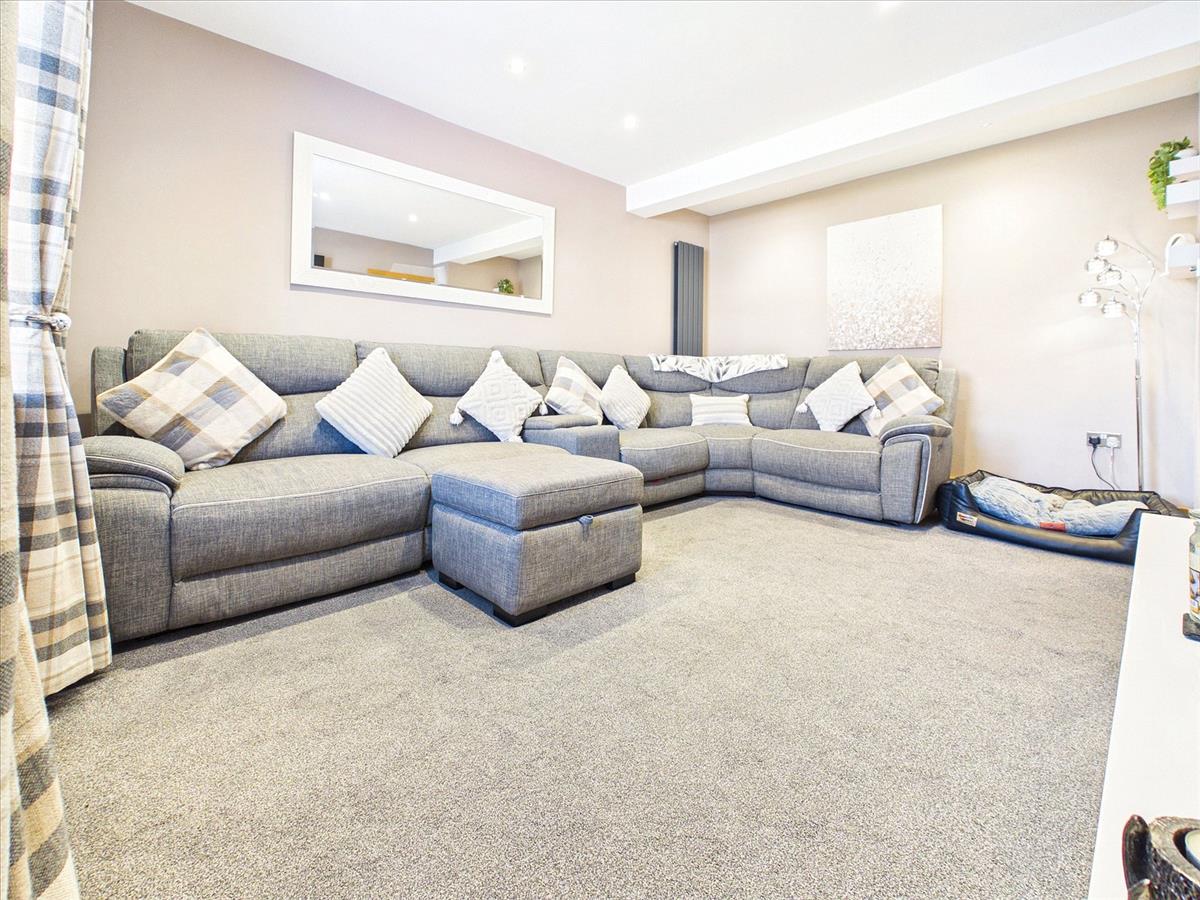Property Image 65e14d13-b81f-4c89-b663-58ddf0945fc9