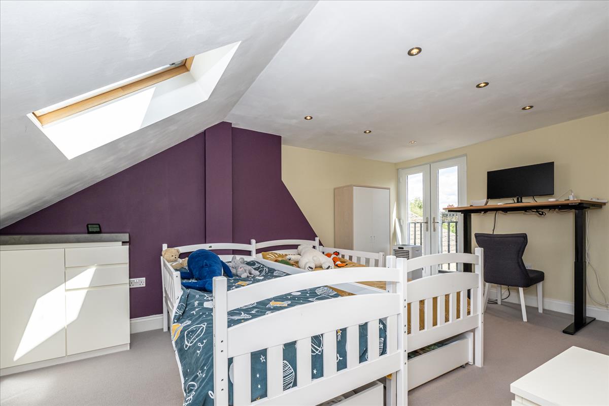 Property Image 65ed8d18-ce6f-454a-97f8-4d4f4de35136