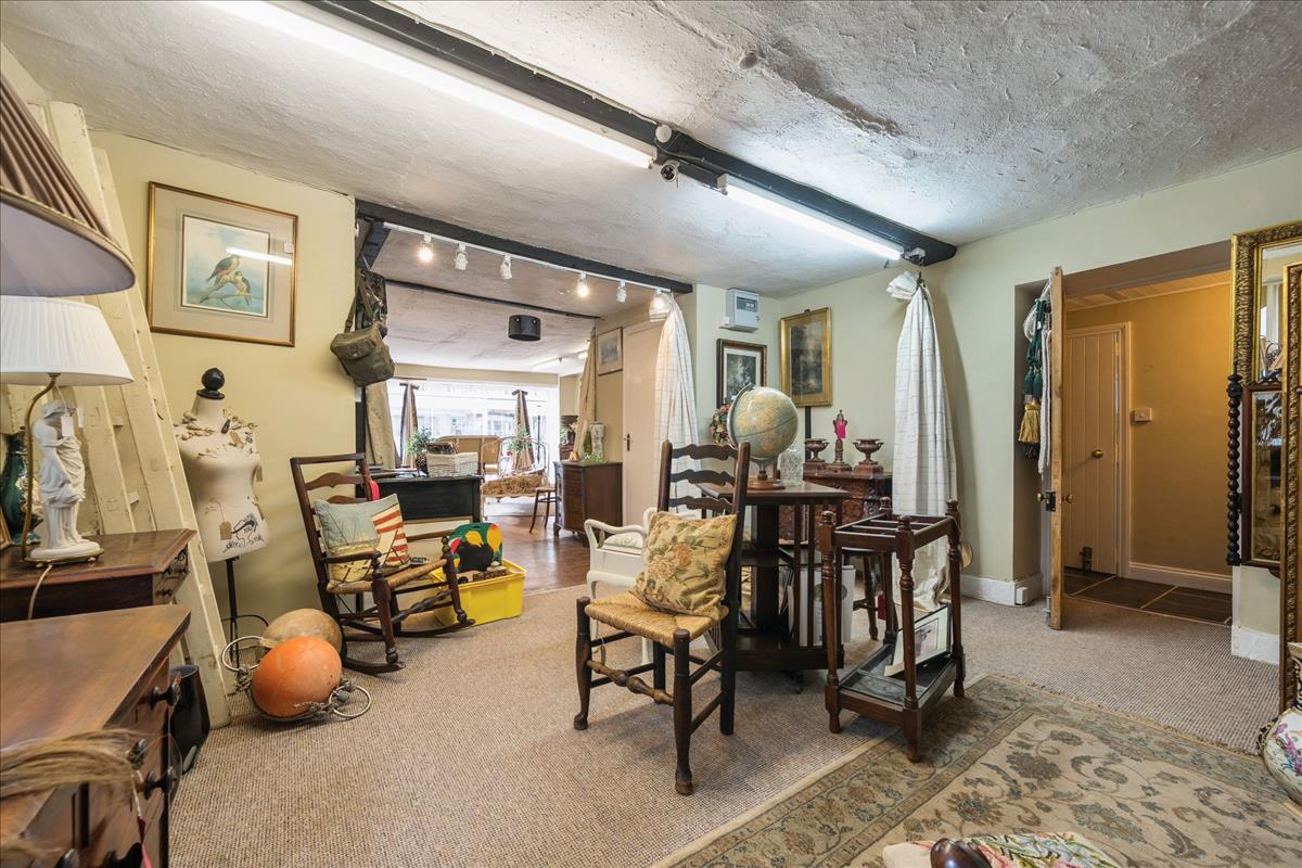 Property Image 65f0a722-c311-46f0-953f-3fb1174ba027