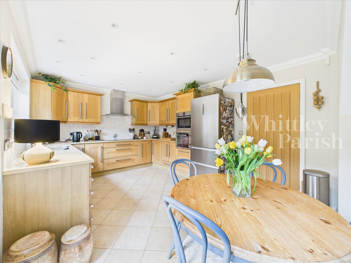 Property Image 65f0d08d-3798-4535-8ea4-6ed4a62e28d3
