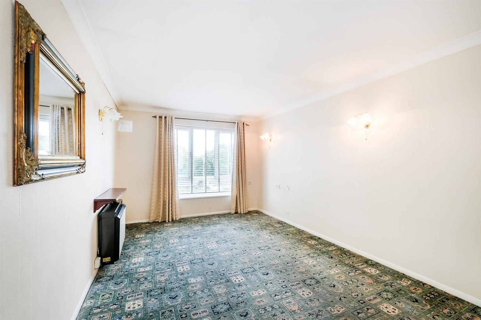 Property Image 65f5977d-a3ca-449b-96b6-ff9c8b12e2f0