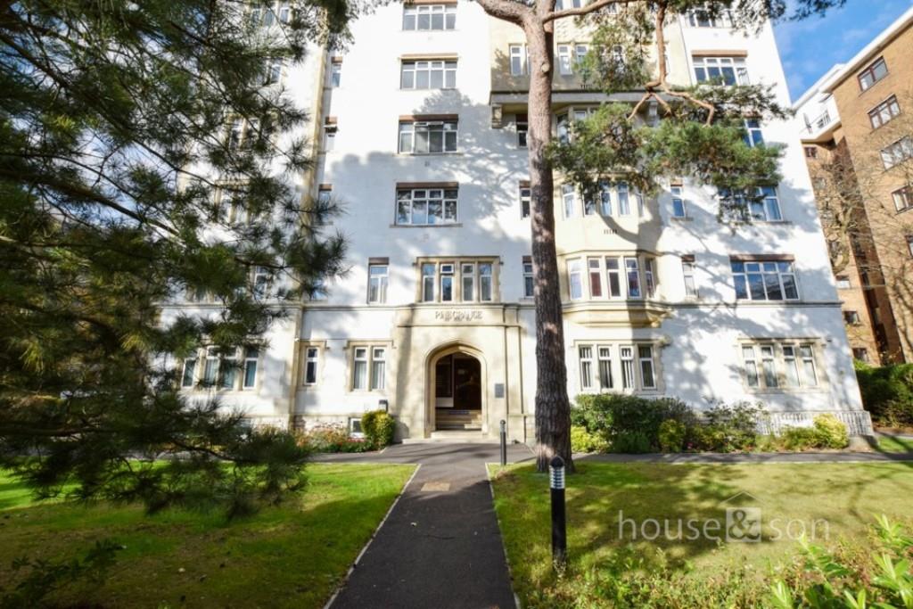 Property Image 660875f3-0583-4fae-947c-e73051bf8cbe