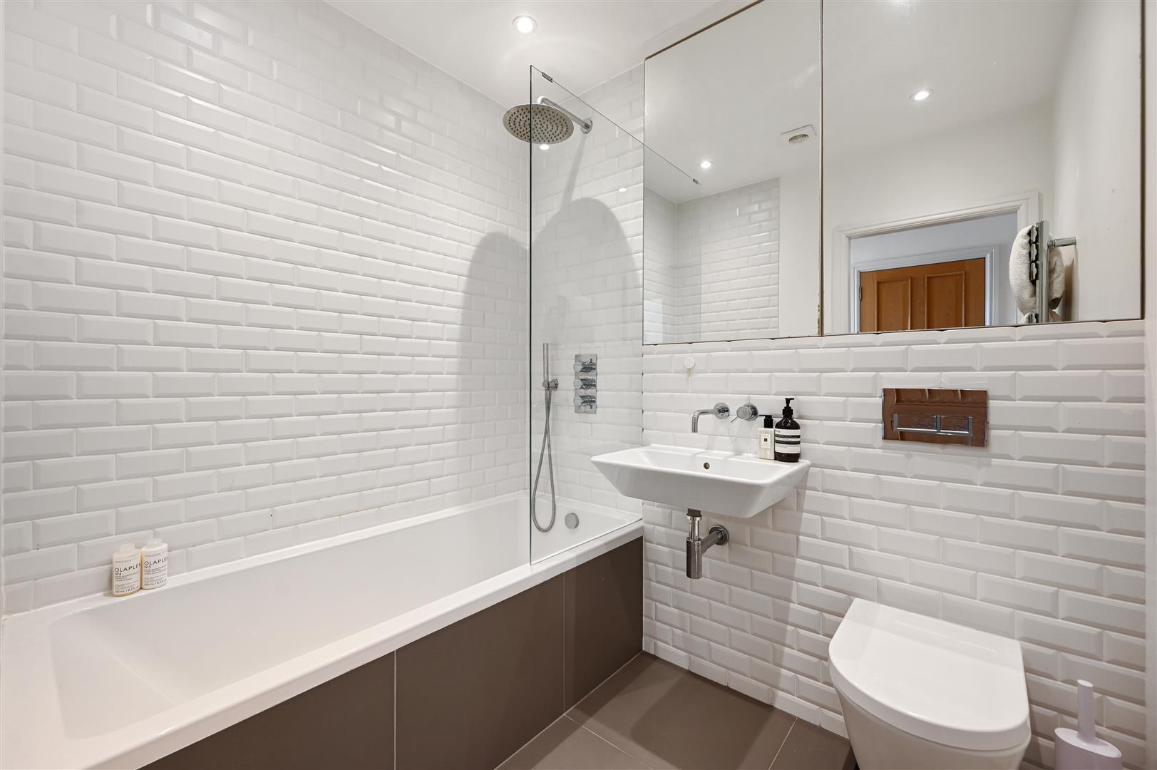 Property Image 662cadca-2138-4fbb-be57-d71d49c1ca85
