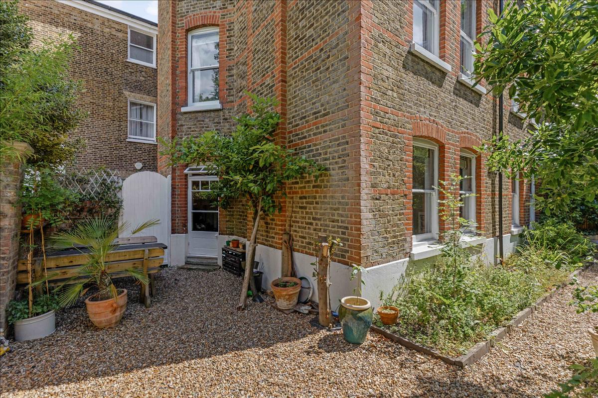 Property Image 66483d75-bfdc-4bd9-8be5-c2a96b323c01