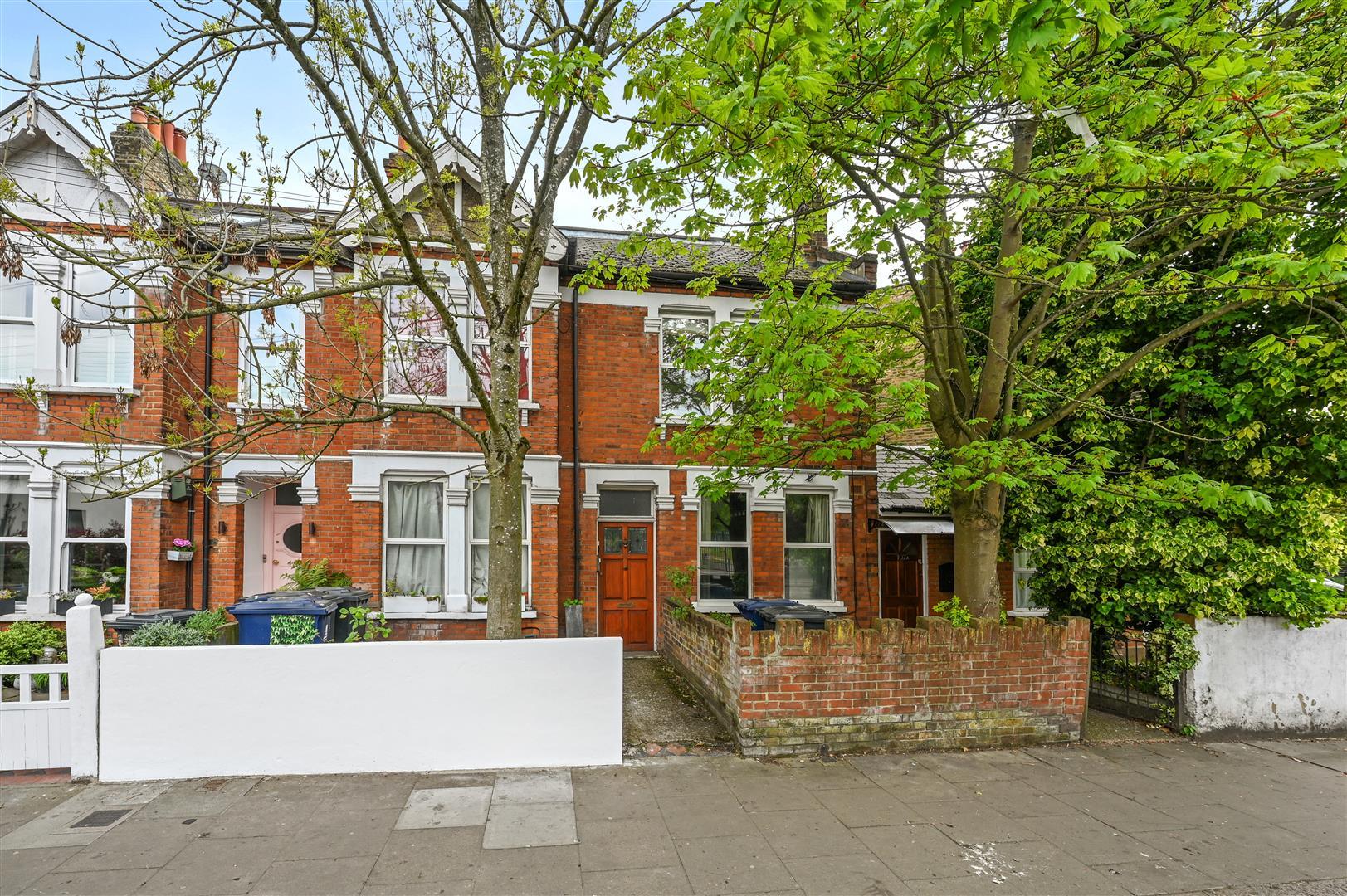 Property Image 664ad16c-1e70-45a3-bed0-efc9fb2ce036
