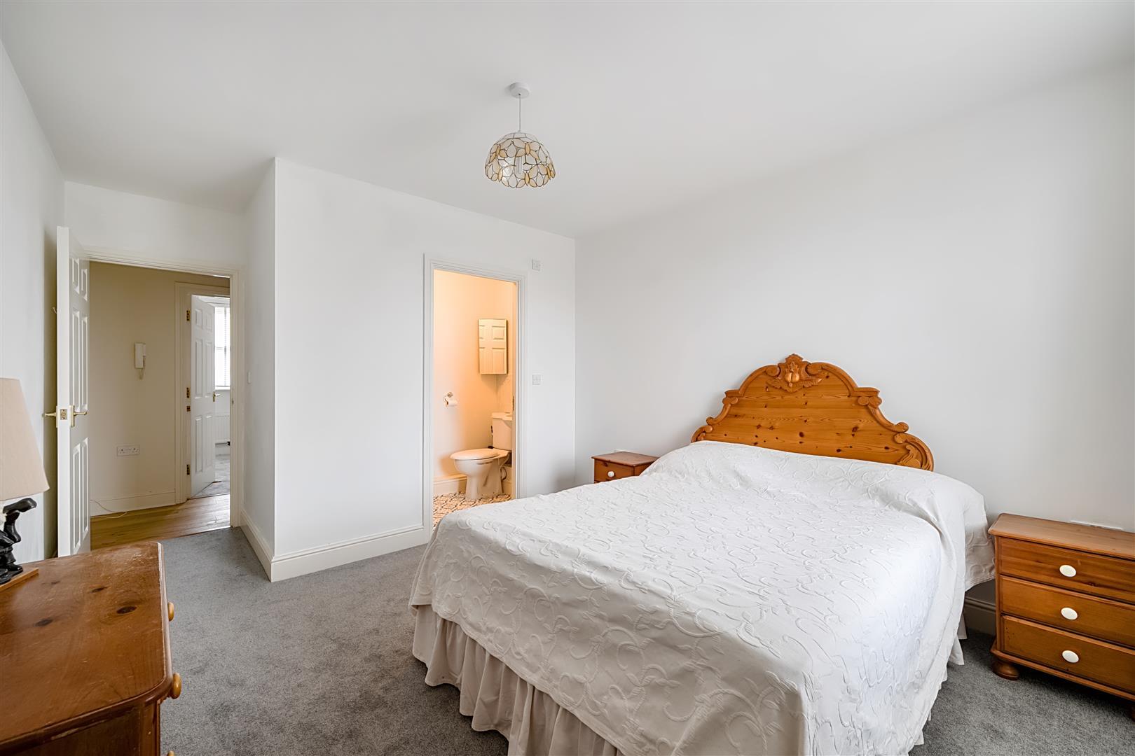 Property Image 664c3296-4b73-4057-b6f8-29a72b5d0b7c