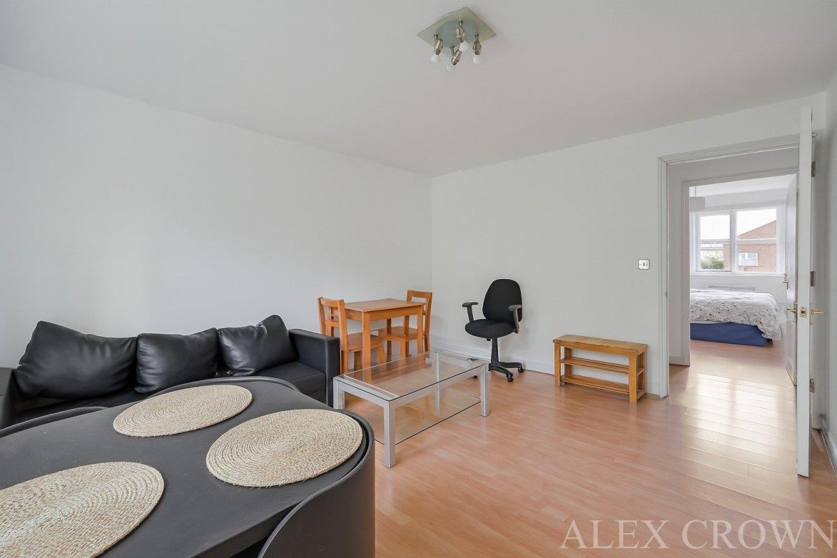 Property Image 665f381e-0d27-43e2-98b7-f1ee62e44cb0